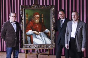 (v.l.n.r.) Stephan Knobloch, Restaurator, Max Hollein, Direktor Städel Museum, Prof. Dr. Jochen Sander, Sammlungsleiter der Abteilung „Alte Meister“. Foto: Norbert Miguletz