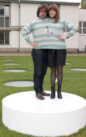 Lebende Kunstwerke: Ausstellungskuratoren Martin Engler und Franziska Leuthäußer.