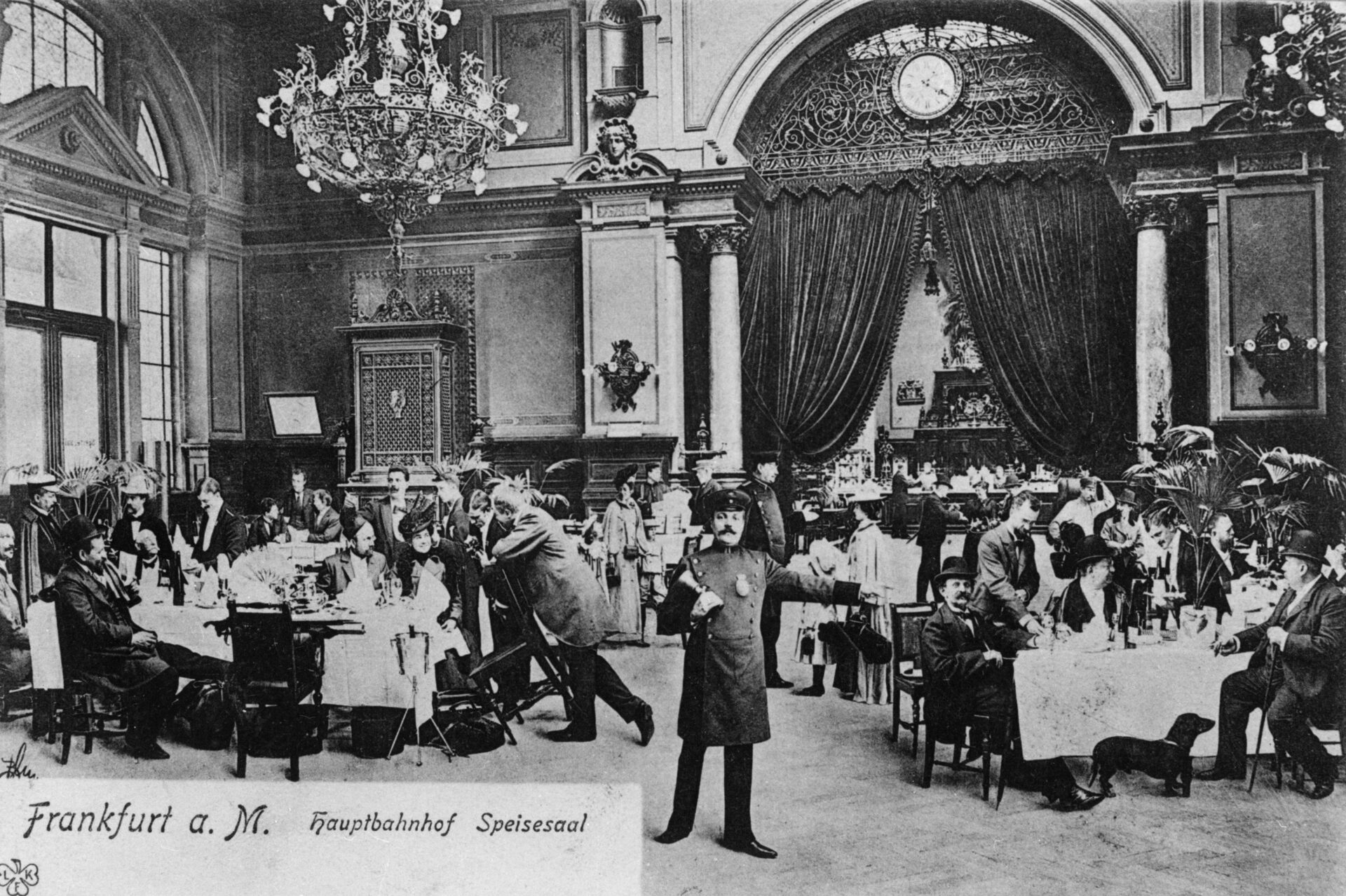Frankfurter Hauptbahnhof, Wartesaal und Restaurant, 1890, Institut für Stadtgeschichte Frankfurt am Main
