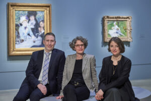 Das „Renoir-Team“: Alexander Eiling, Juliane Betz und Fabienne Ruppen haben die Ausstellung zusammen kuratiert, Foto: Städel Museum – Norbert Miguletz