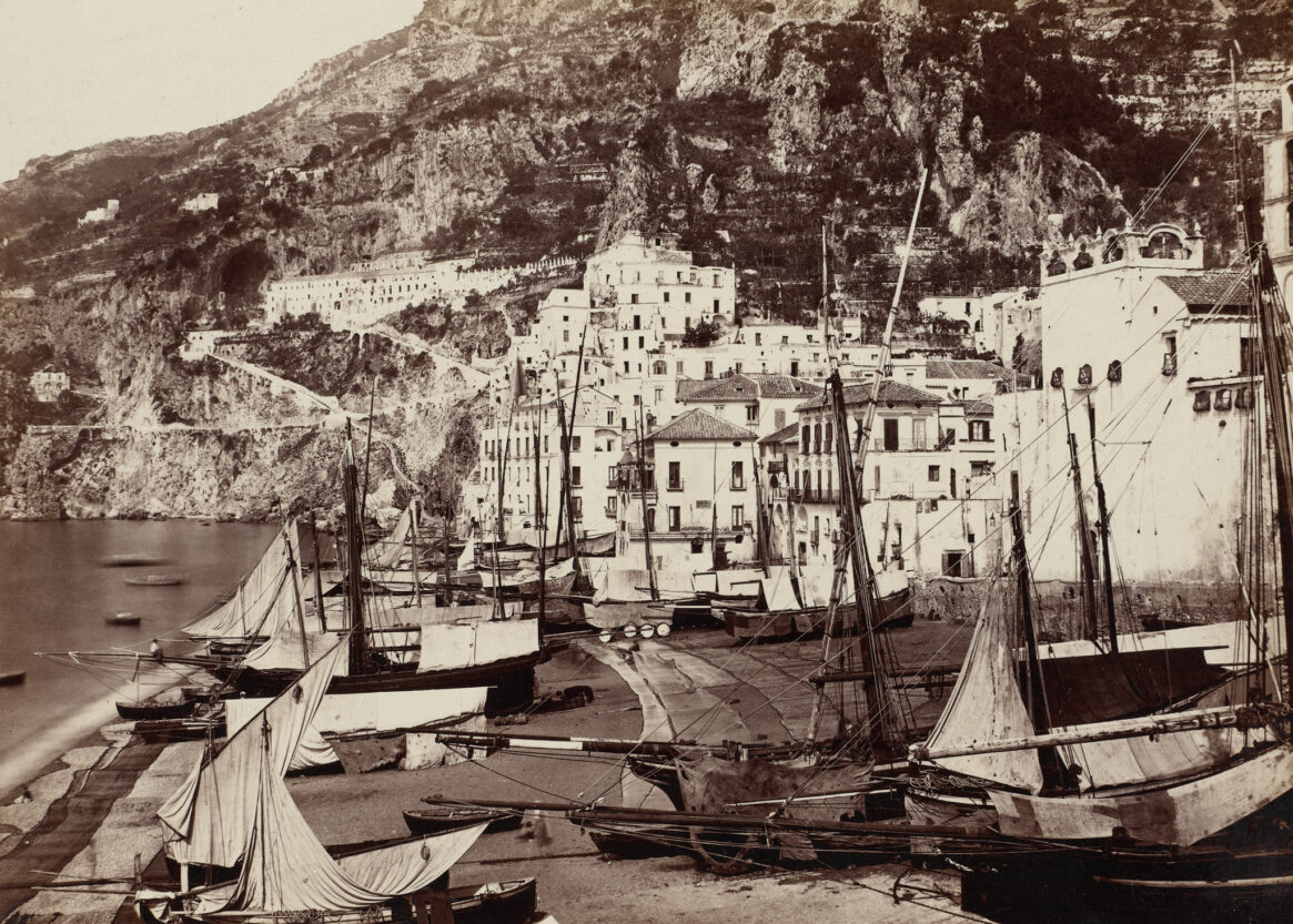 Giorgio Sommer, Amalfi Uferpromenade, ca 1860-1870, Städel Museum, Public Domain